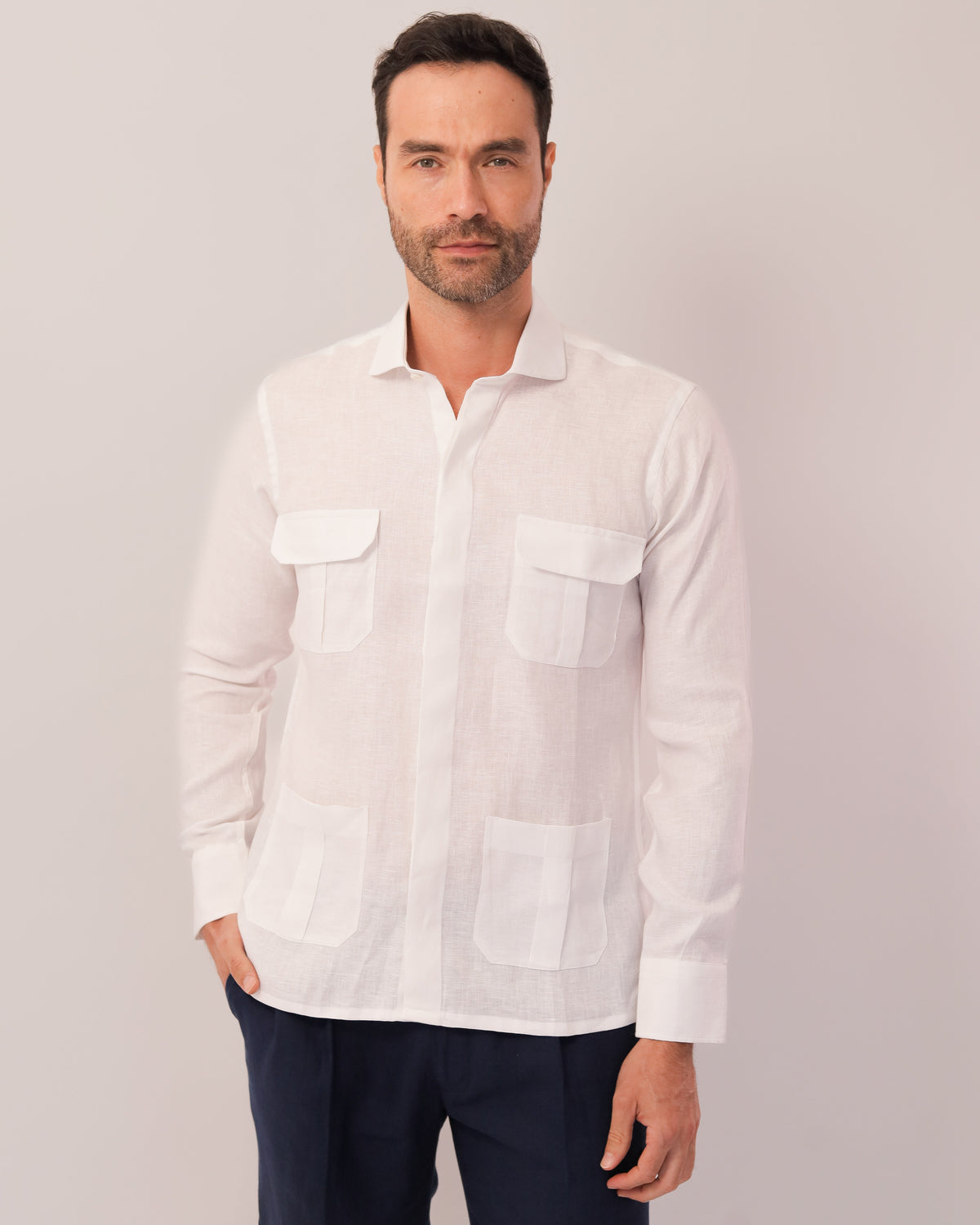 Guayabera Con Bolsillos - Covered Placket