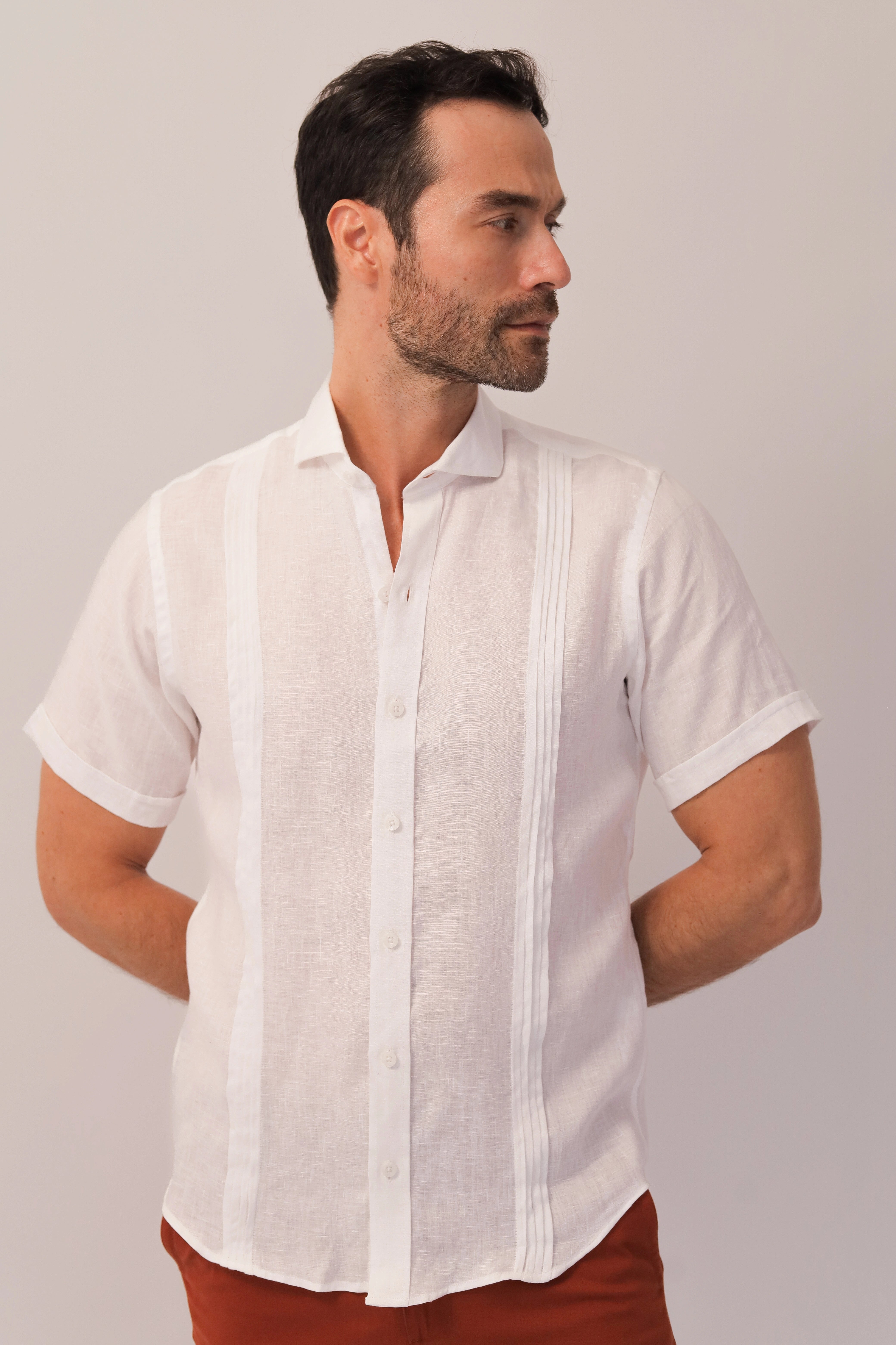 Guayabera 100% Lino Cuello Francés Manga Corta